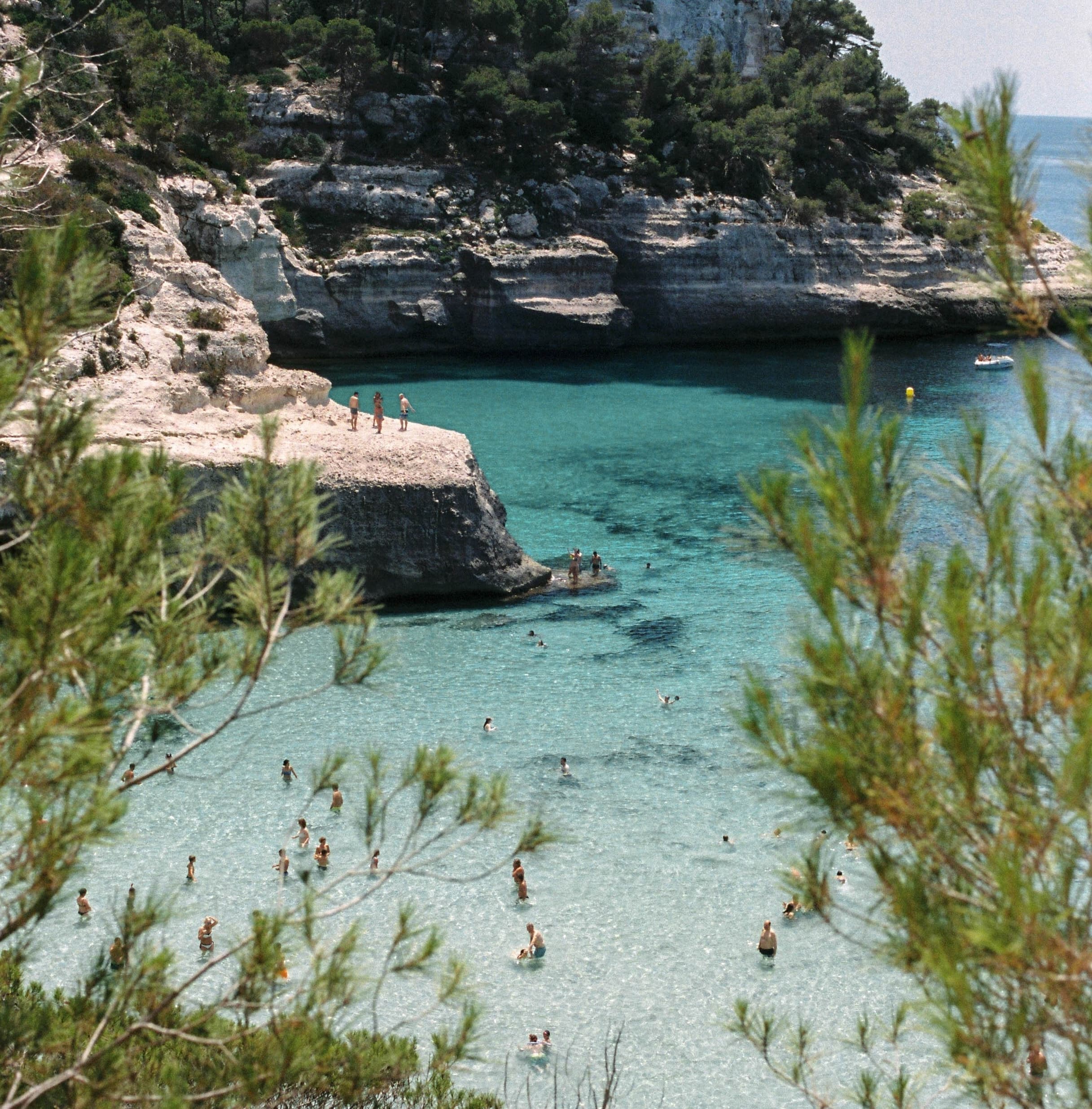 Salt Escapes - Knowledge Library